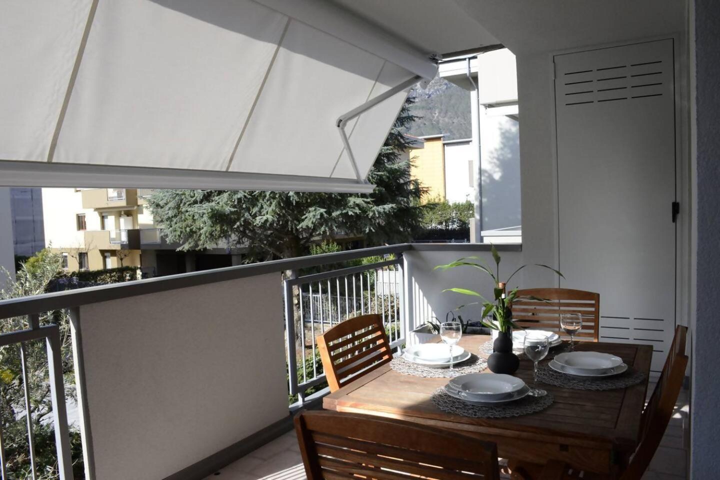 Appartamento Peler13 Con Balcone E Parcheggio Riva del Garda Eksteriør bilde