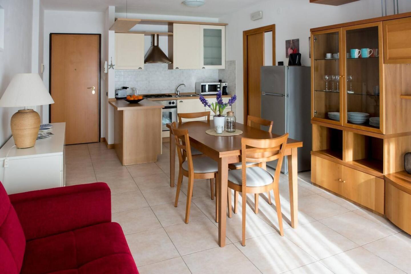 Appartamento Peler13 Con Balcone E Parcheggio Riva del Garda Eksteriør bilde