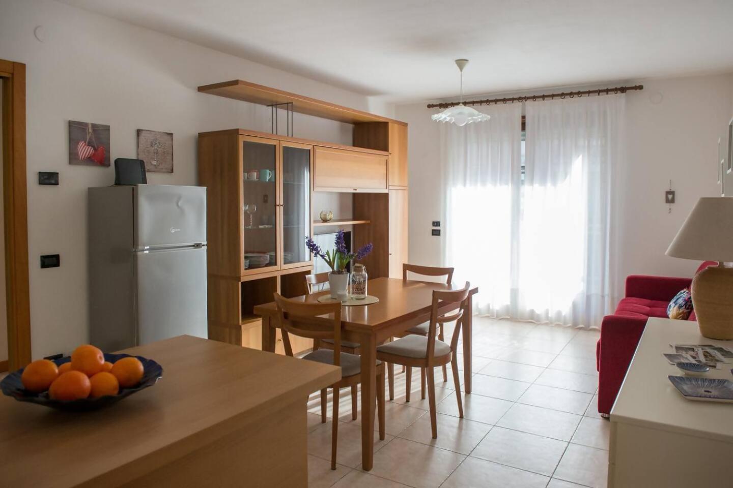 Appartamento Peler13 Con Balcone E Parcheggio Riva del Garda Eksteriør bilde