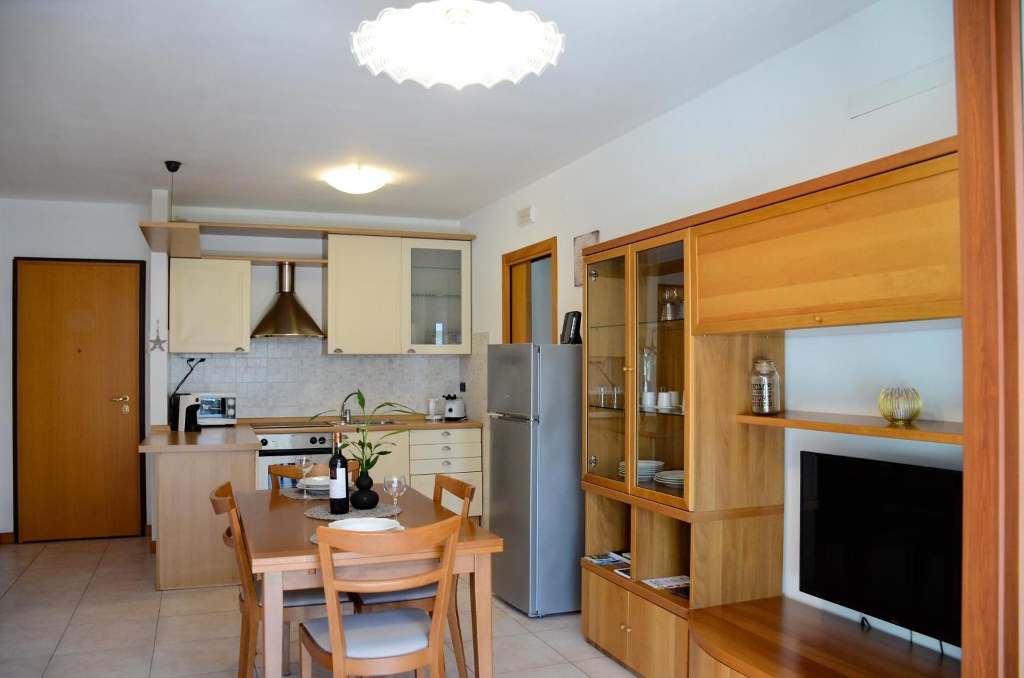 Appartamento Peler13 Con Balcone E Parcheggio Riva del Garda Eksteriør bilde